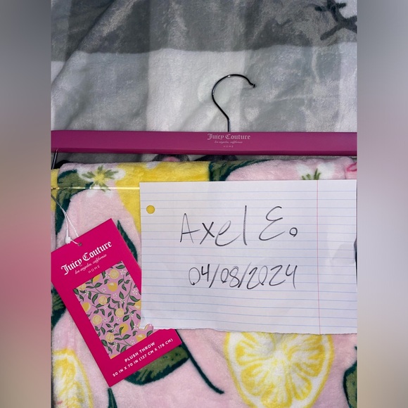 Viral HTF Juicy Couture PINK Lemon Plush Throw Blanket BNWT Y2K - Picture 3 of 4